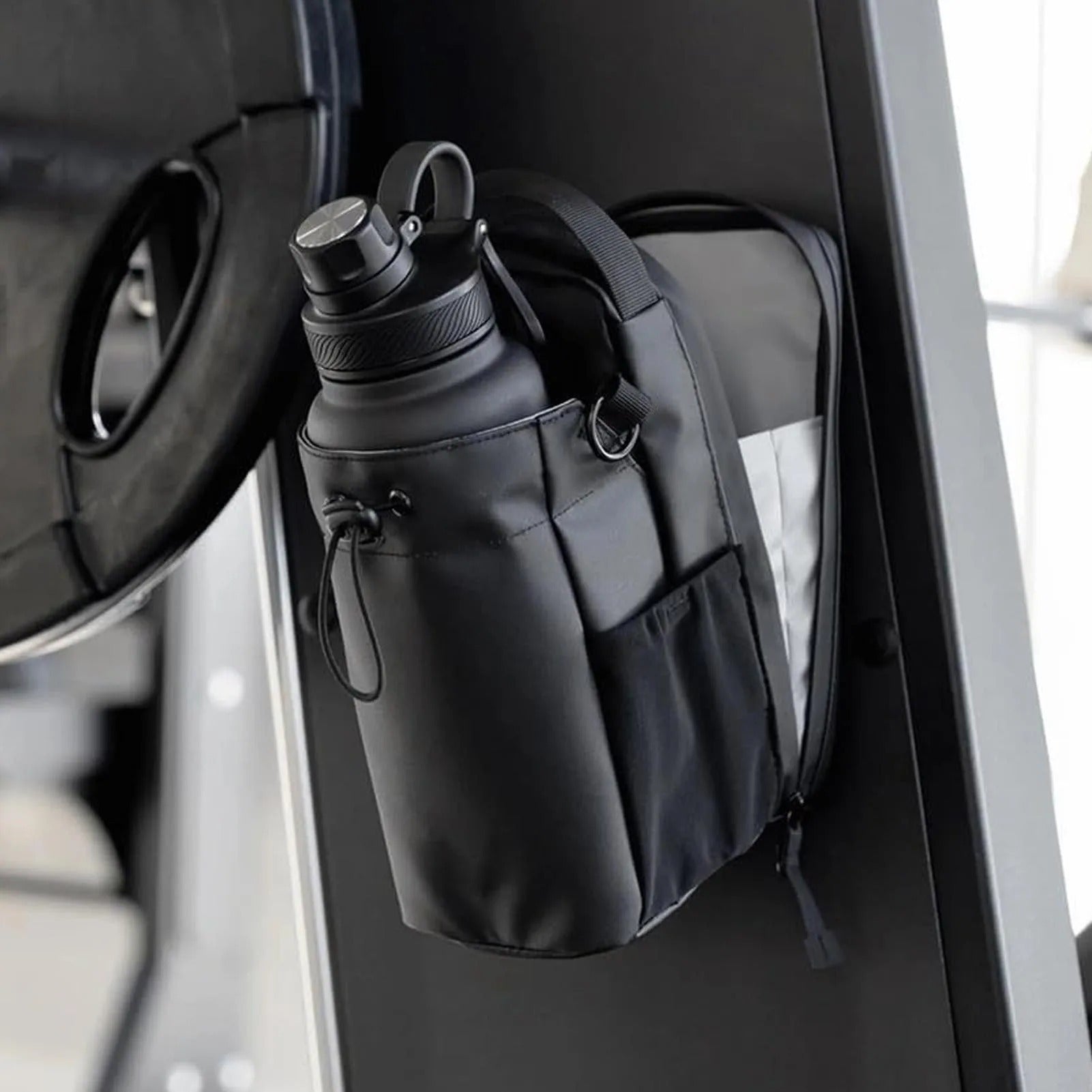 AquaLink™| The Secure Magnetic Bottle Holder, Hands-Free Hydration.